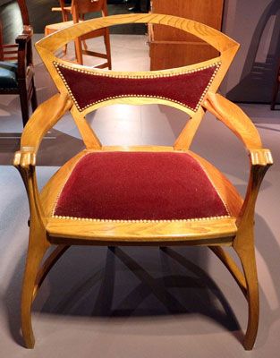 Bruno Paul: Armchair (1900)